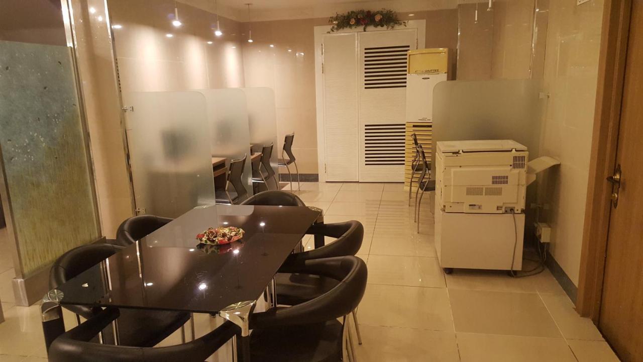 Changwon Olympic Hotel חדר תמונה